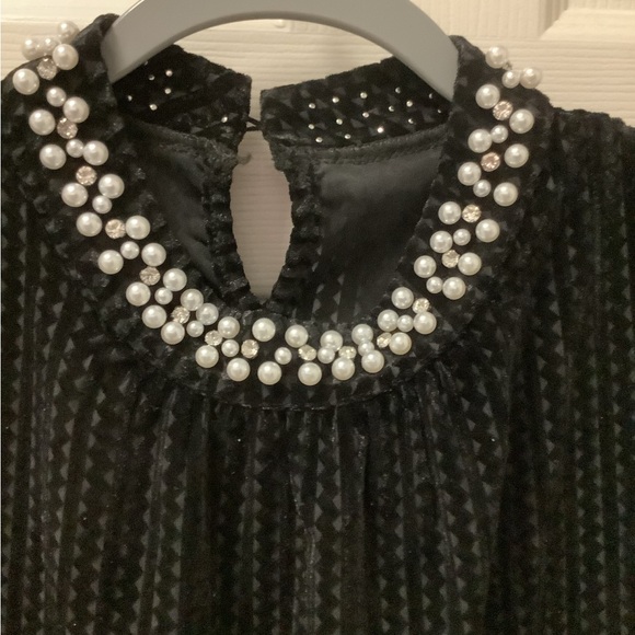 Black top with Pearls and Rhinestones - Picture 2 of 3